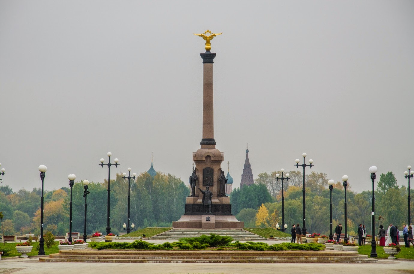 Ярославль памятник 1000-летия Ярославля